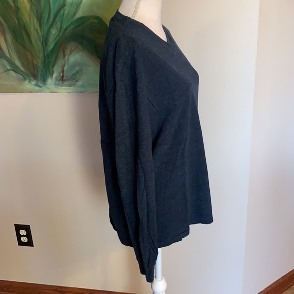 🎉Host Pick🎉 Polo Ralph Lauren Long Sleeve V-Neck - Picture 3 of 5